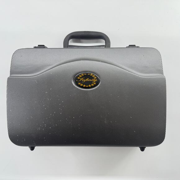 Infinity Don Bell Standard Series Clarinet w/ Hard Case & Accessories Preowned - Picture 3 of 3